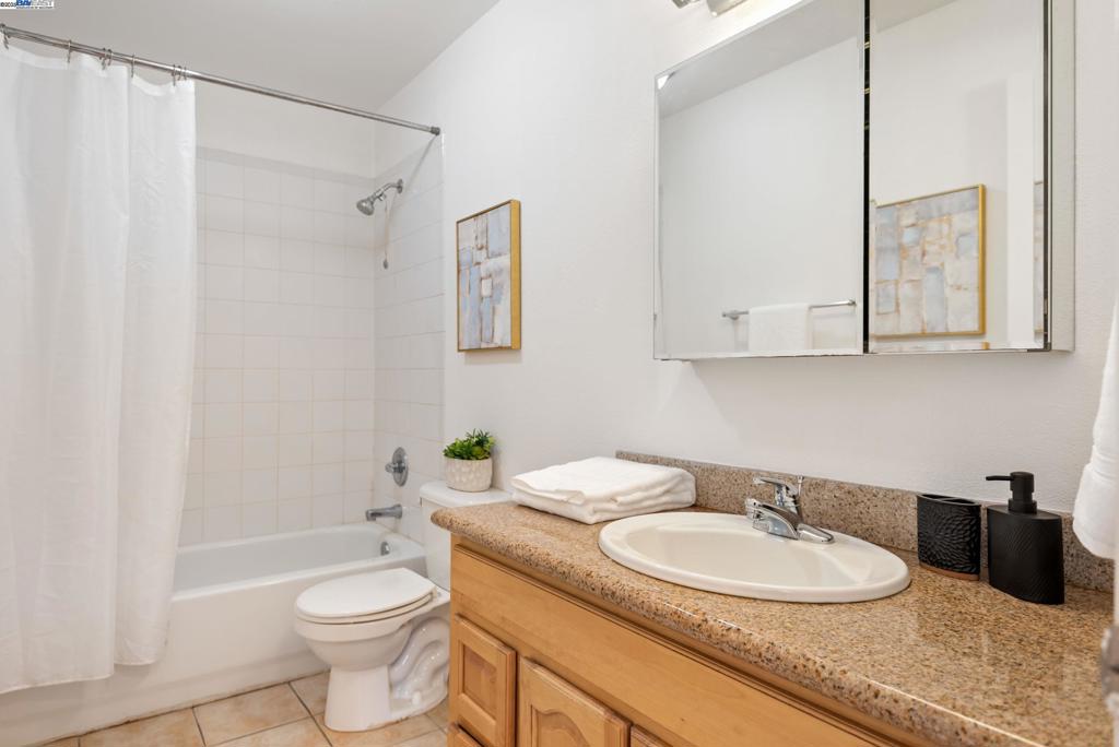 PITTSBURG - Residential