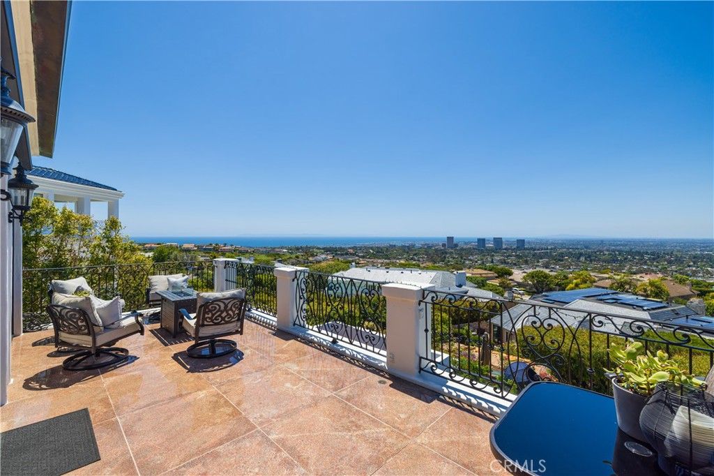 Photo of 12 Geneve, Newport Beach, CA 92660 (MLS # OC26053248)