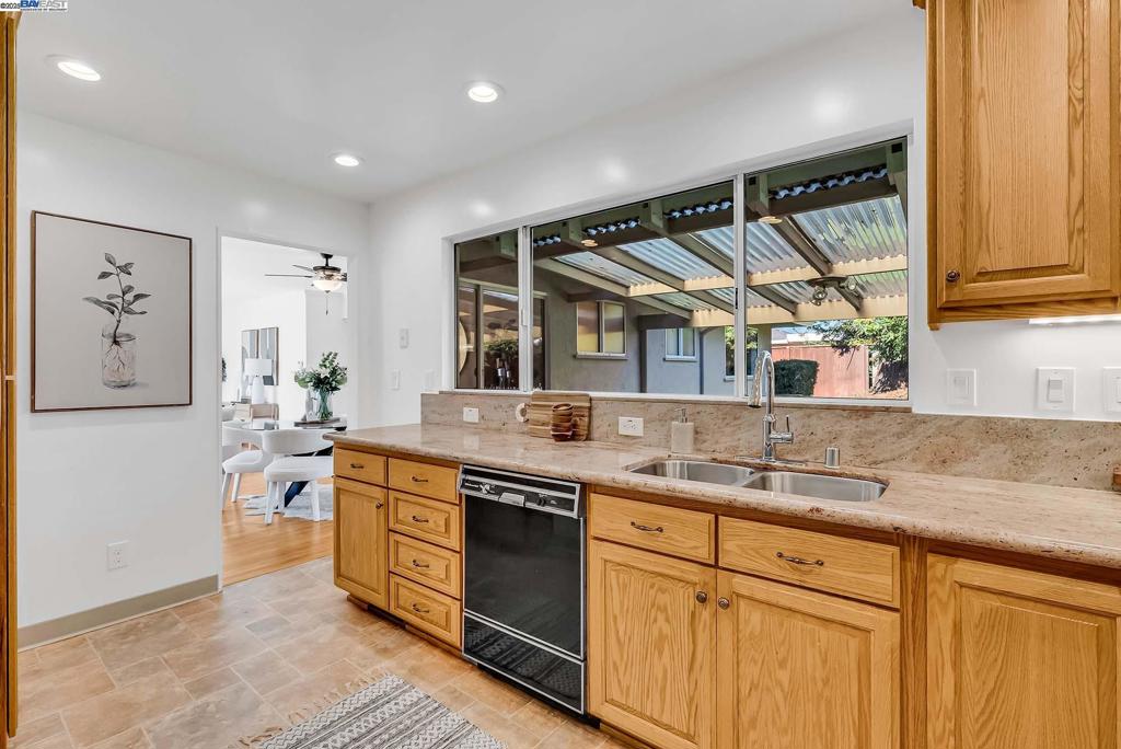 FAIRWAY PARK - Residential