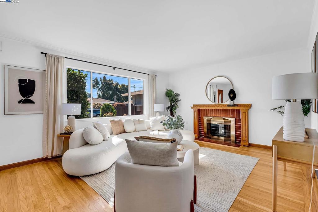 FAIRWAY PARK - Residential