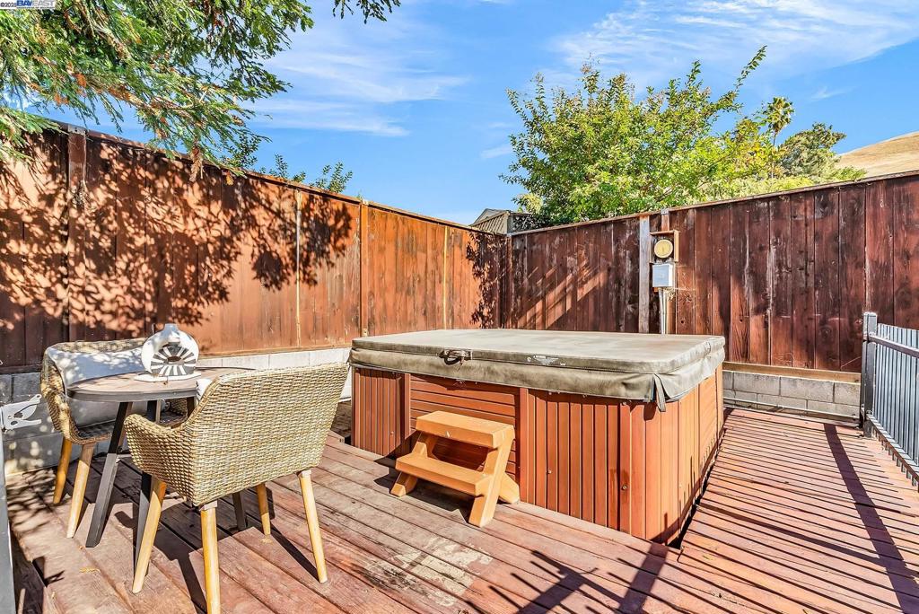 FAIRWAY PARK - Residential