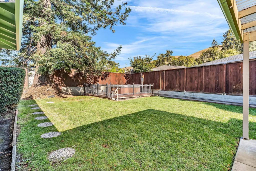 FAIRWAY PARK - Residential