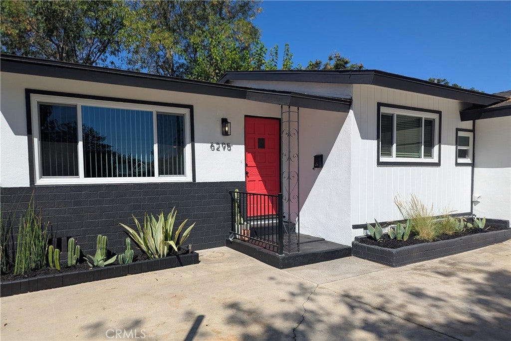 6295 Banner Court