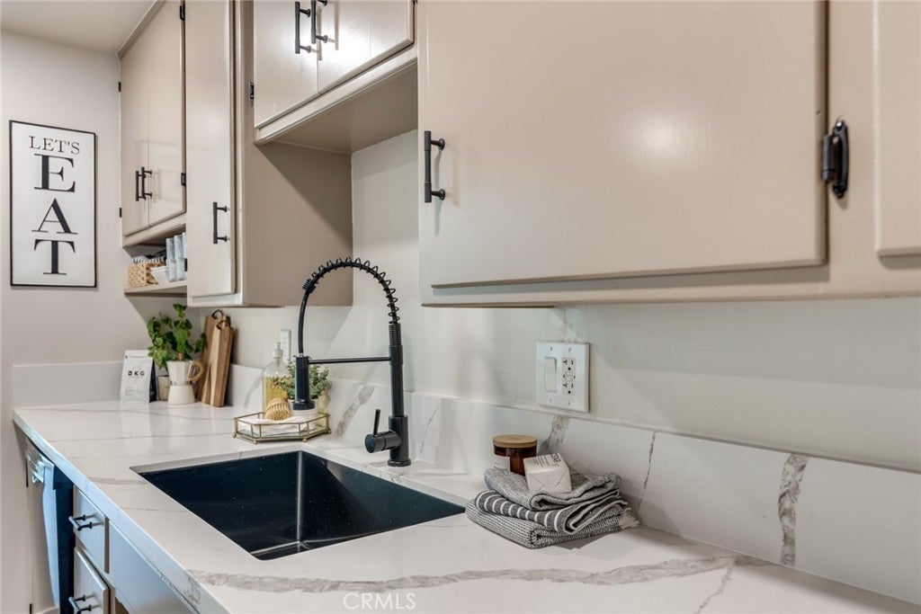 6295 Banner Court