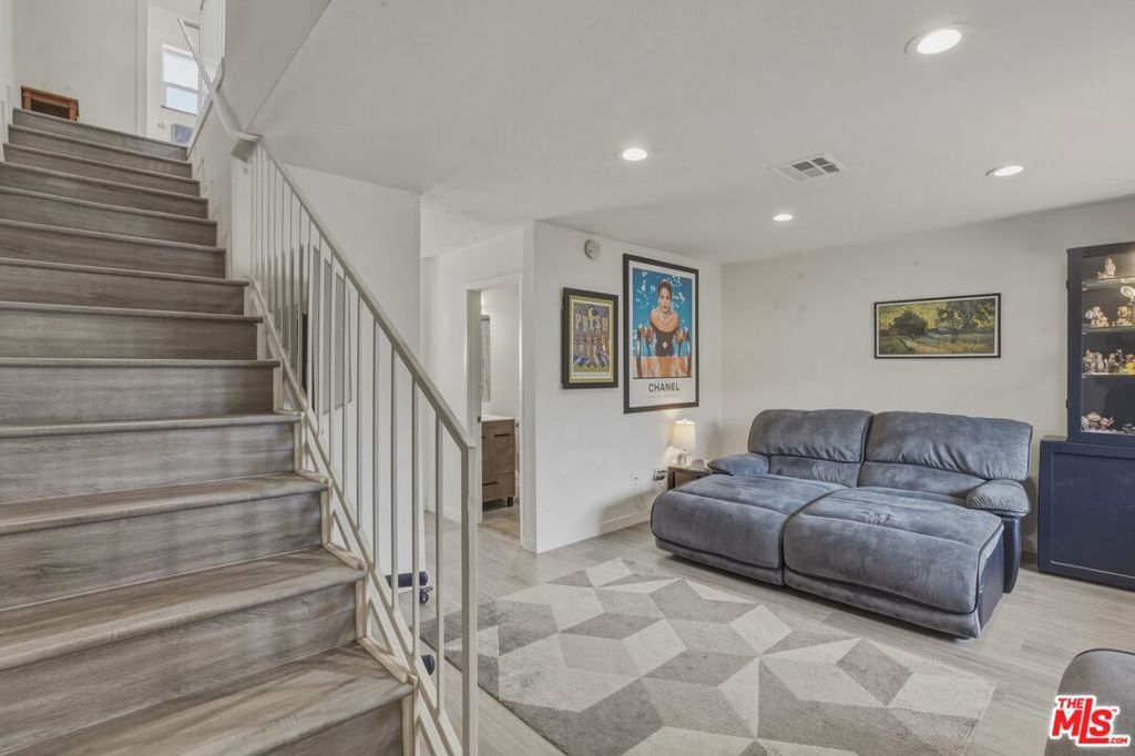 Photo of 907 N Inglewood Avenue #1, Inglewood, CA 90302 (MLS # 26687551)