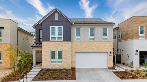 Photo of 27526 Elderberry Drive, Valencia, CA 91381 (MLS # OC26066099)