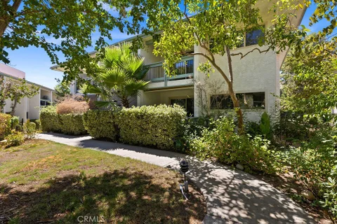 MLS: SR26183672