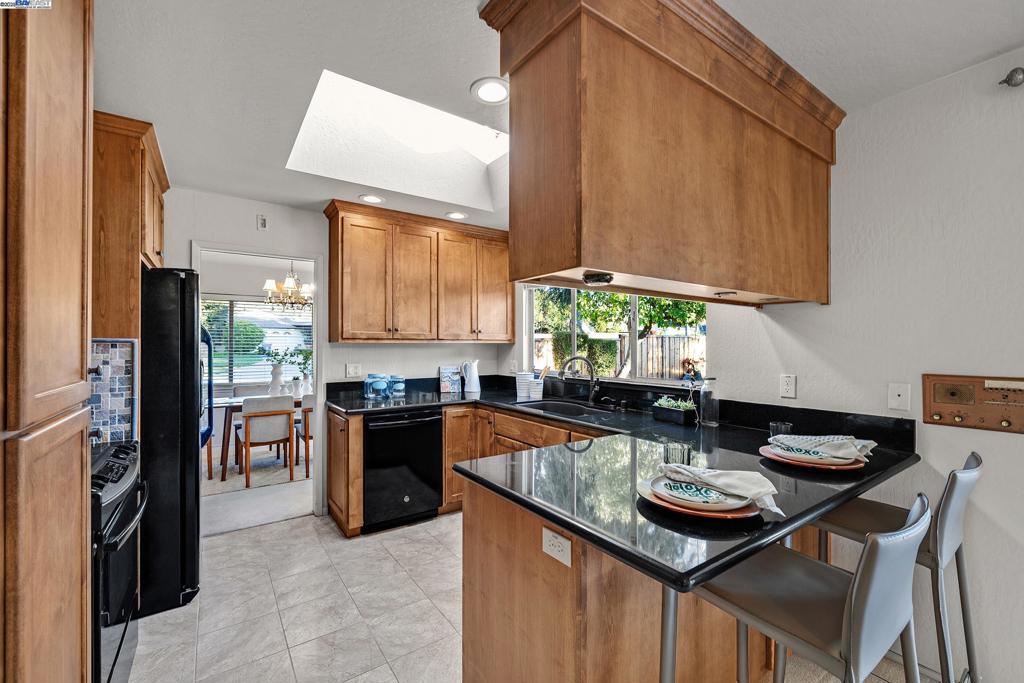 MISSION RANCH - Residential