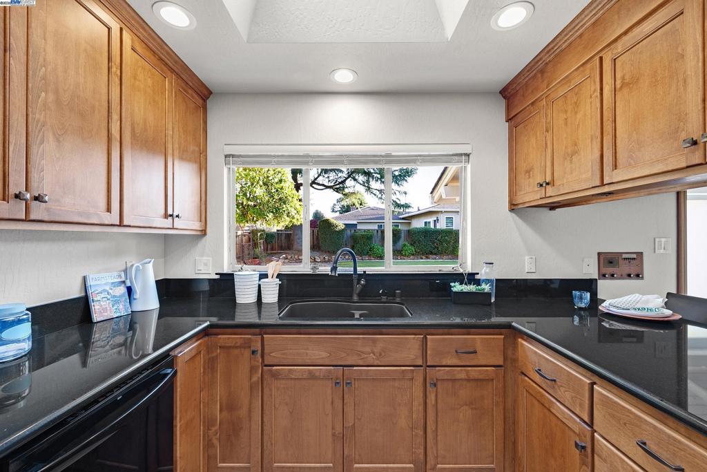 MISSION RANCH - Residential