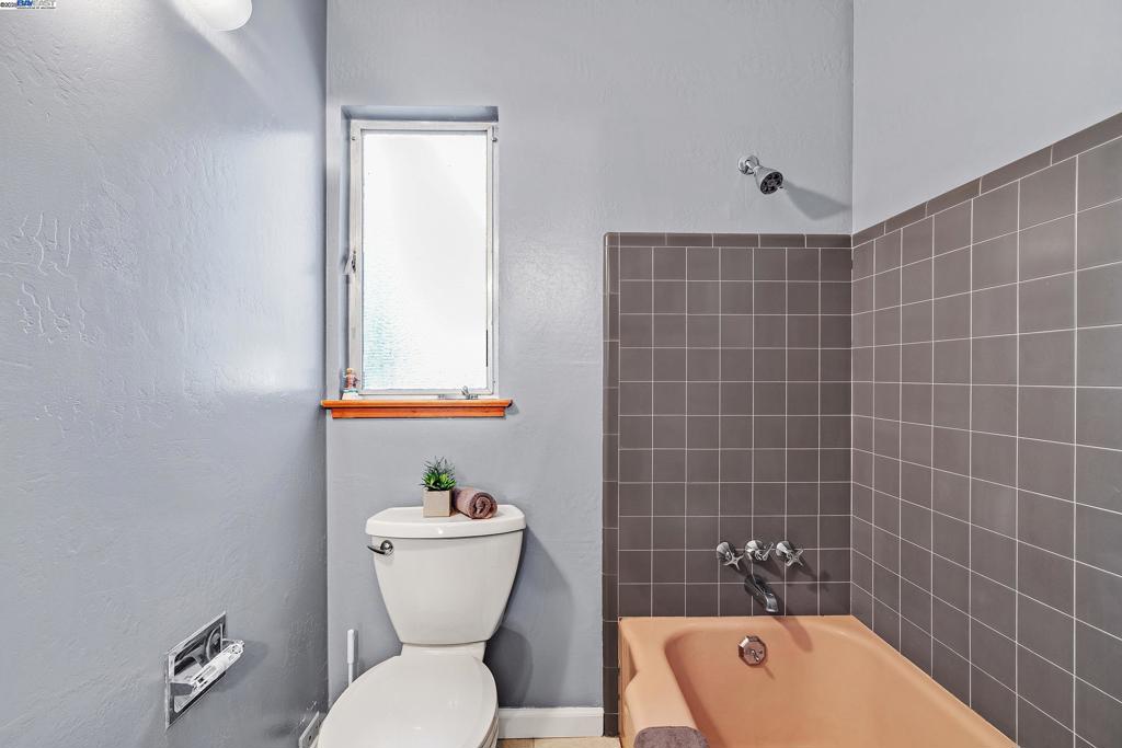 MISSION RANCH - Residential