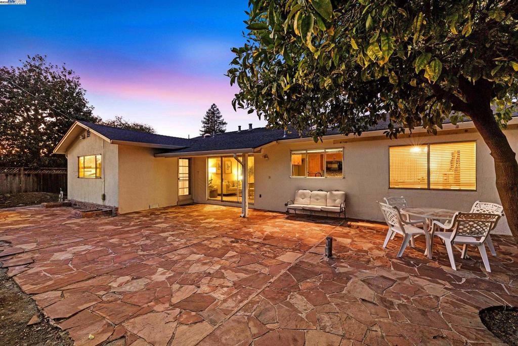 MISSION RANCH - Residential