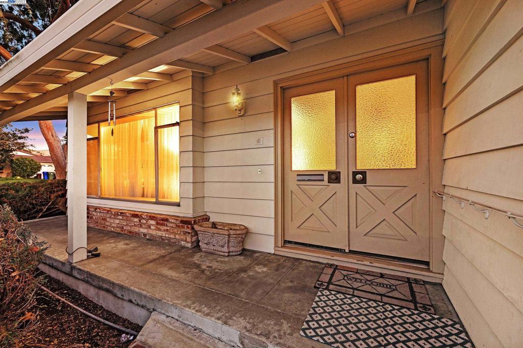 MISSION RANCH - Residential