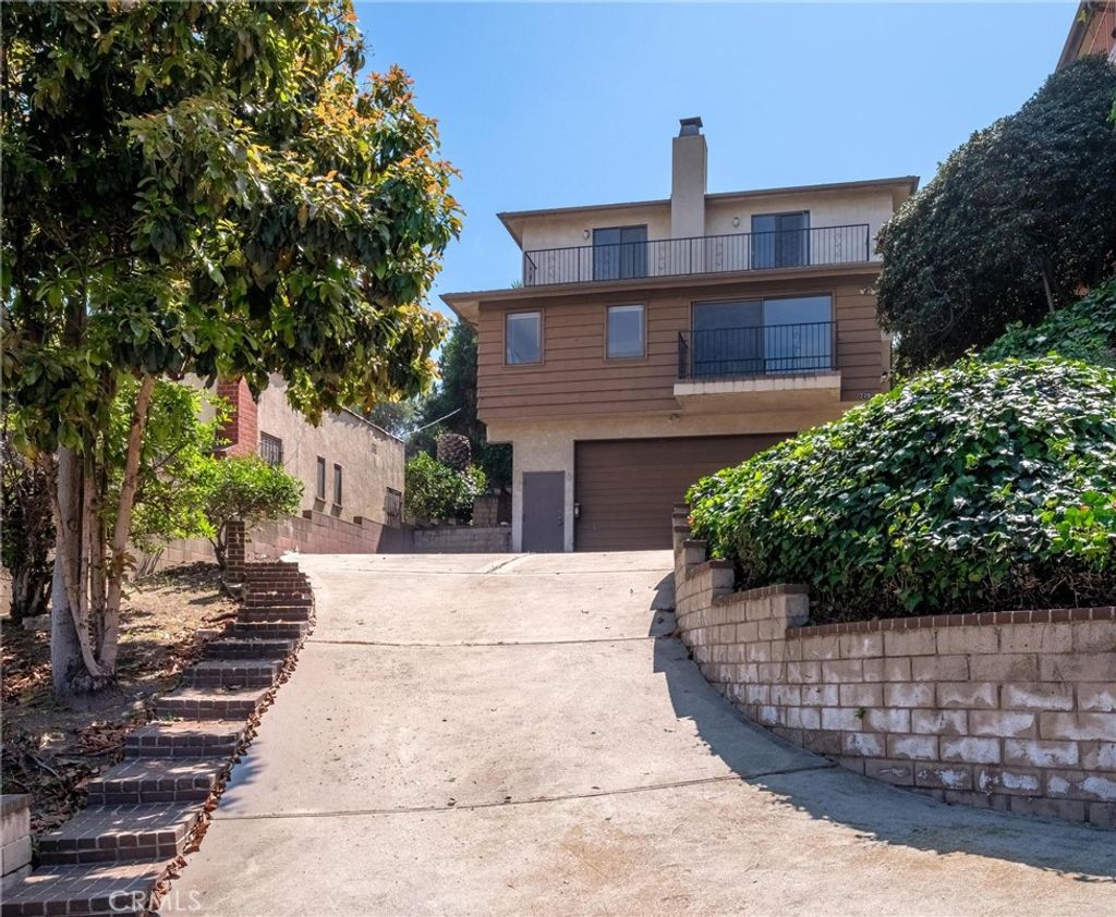 Photo of 729 W 22nd Street, San Pedro, CA 90731 (MLS # PV26063968)