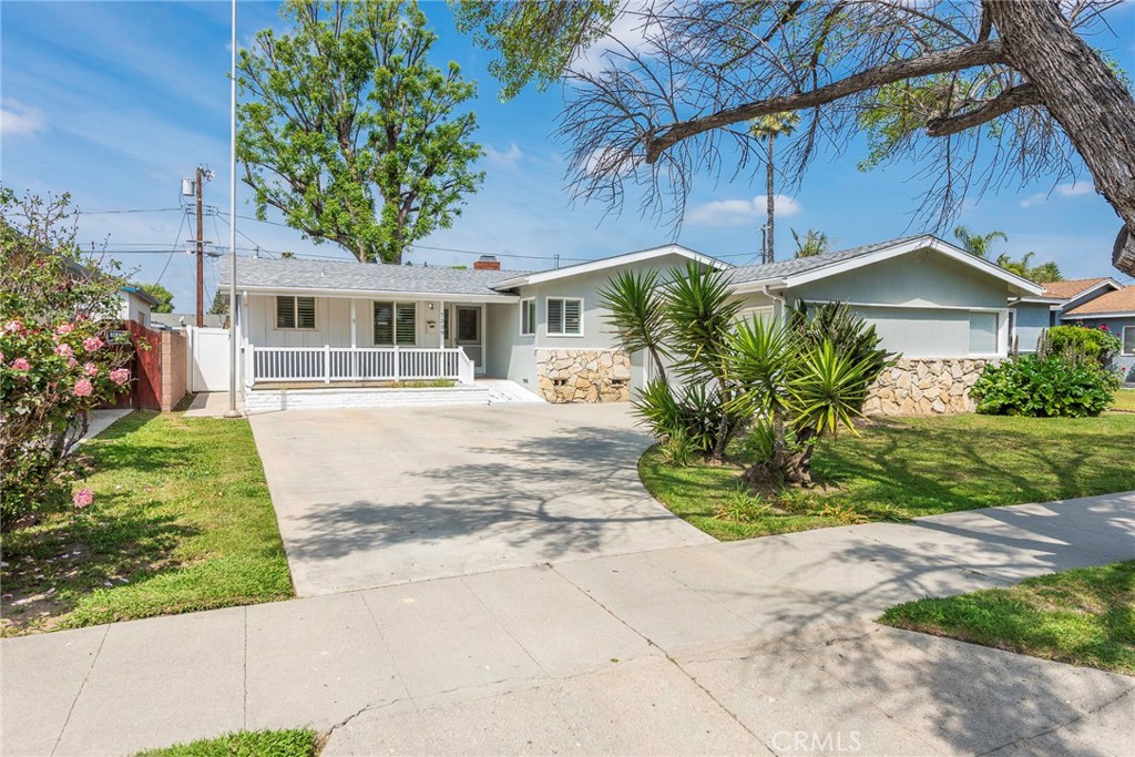 7339 Jumilla Avenue
