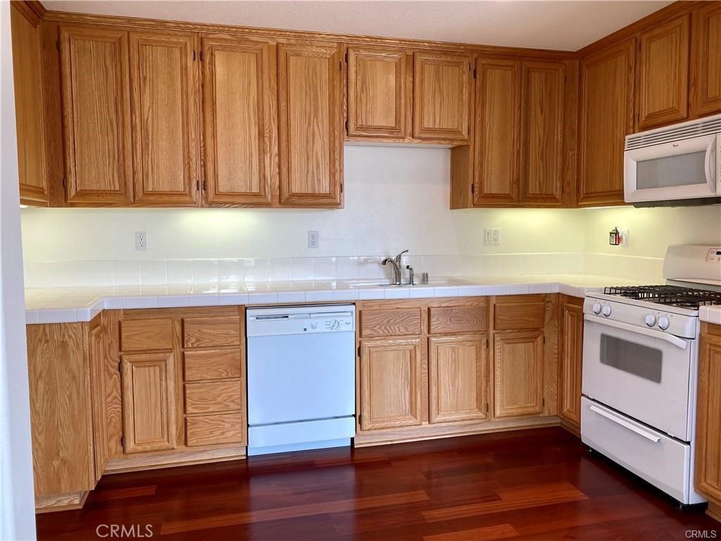 Tomlinson Park - Residential Lease