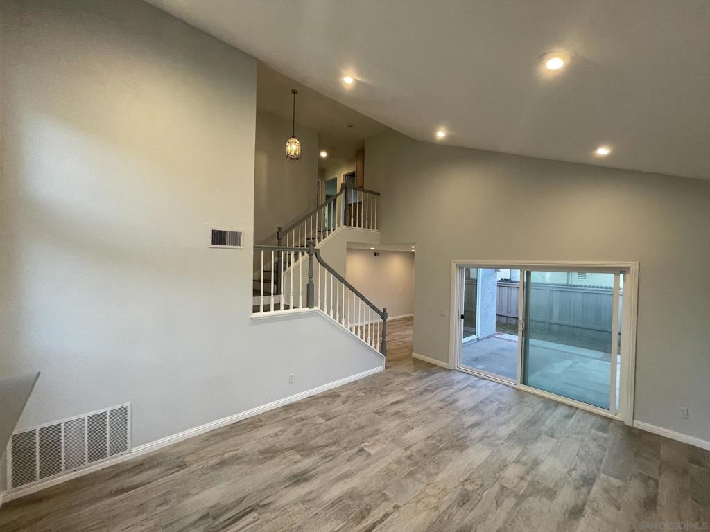 7210 Fargate Ter