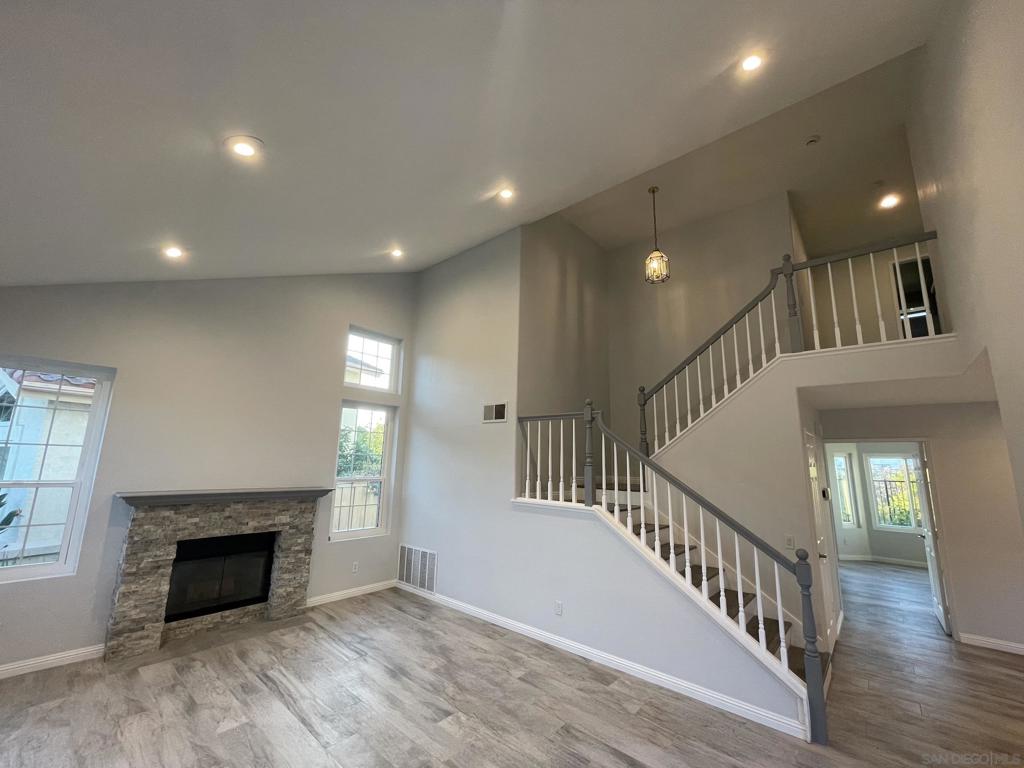 7210 Fargate Ter