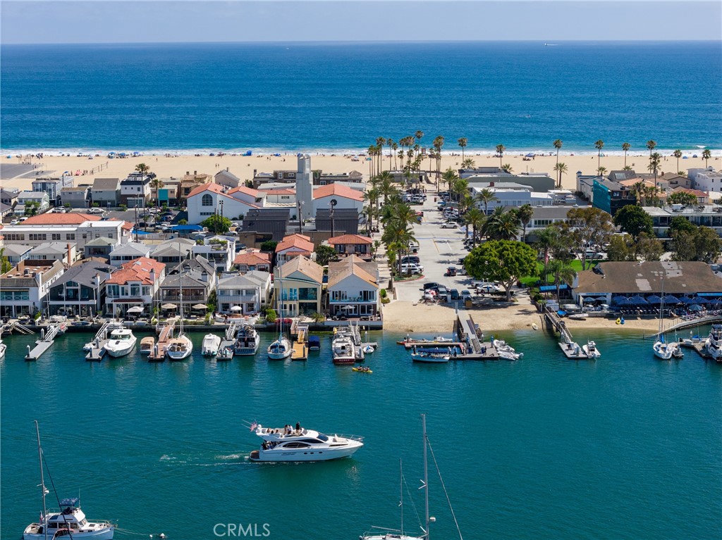 Properties 1444 W Bay
