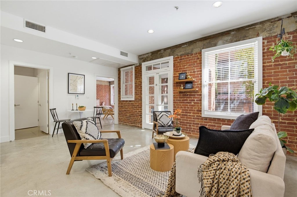 139 S Los Robles Avenue 102