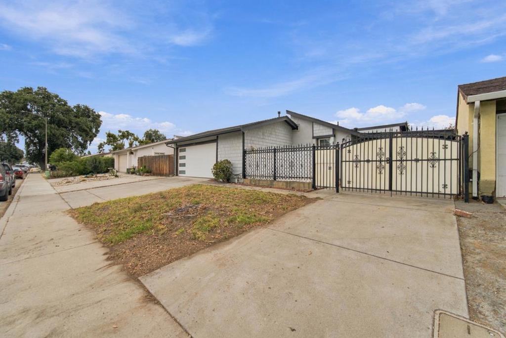 2229 Denair Avenue