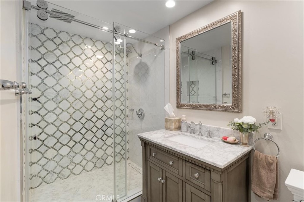 Prestige (15) Tr 5792 (PRES) - Residential