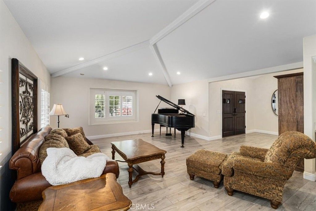 Photo of 5342 Kenilworth Dr, Huntington Beach, CA 92649 (MLS # OC25261386)