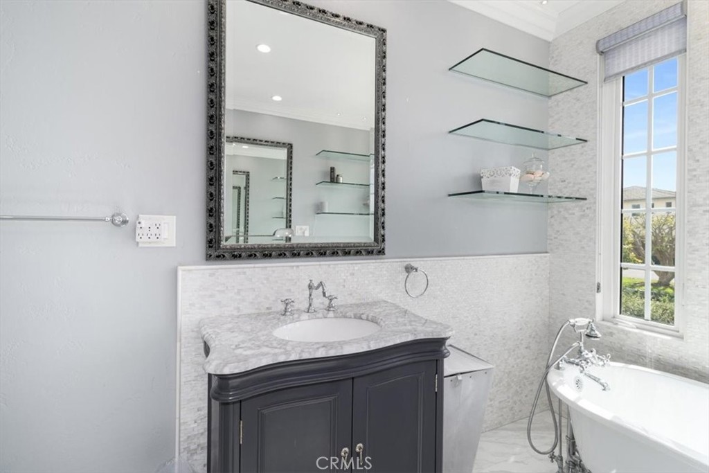 Prestige (15) Tr 5792 (PRES) - Residential