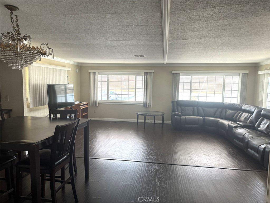 11250 Beach Boulevard 83