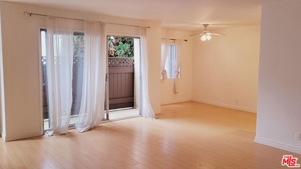 A peaceful retreat in the heart of Santa Monica. This light-filled 2-bedroom, 2-bathroom unit is the perfect place to unwind and enjoy the best of coastal living. Tucked in a quiet spot just moments from vibrant Montana Avenue, you're never far from your favorite cafs, boutiques, and a relaxing walk to the beach. Inside, you'll find a comfortable, sun-drenched space with two well-sized bedrooms, two full bathrooms, and a private balconyideal for morning coffee or evening breezes. Water and gas are included in the rent, and parking is also provided for added convenience. With world-famous Santa Monica Beach just a short stroll away, this charming home offers an easygoing lifestyle in a truly unbeatable location.