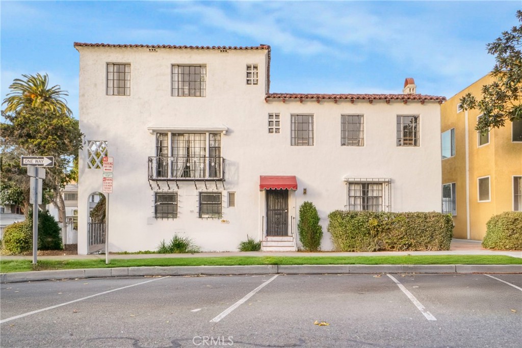 102 Bonito Avenue