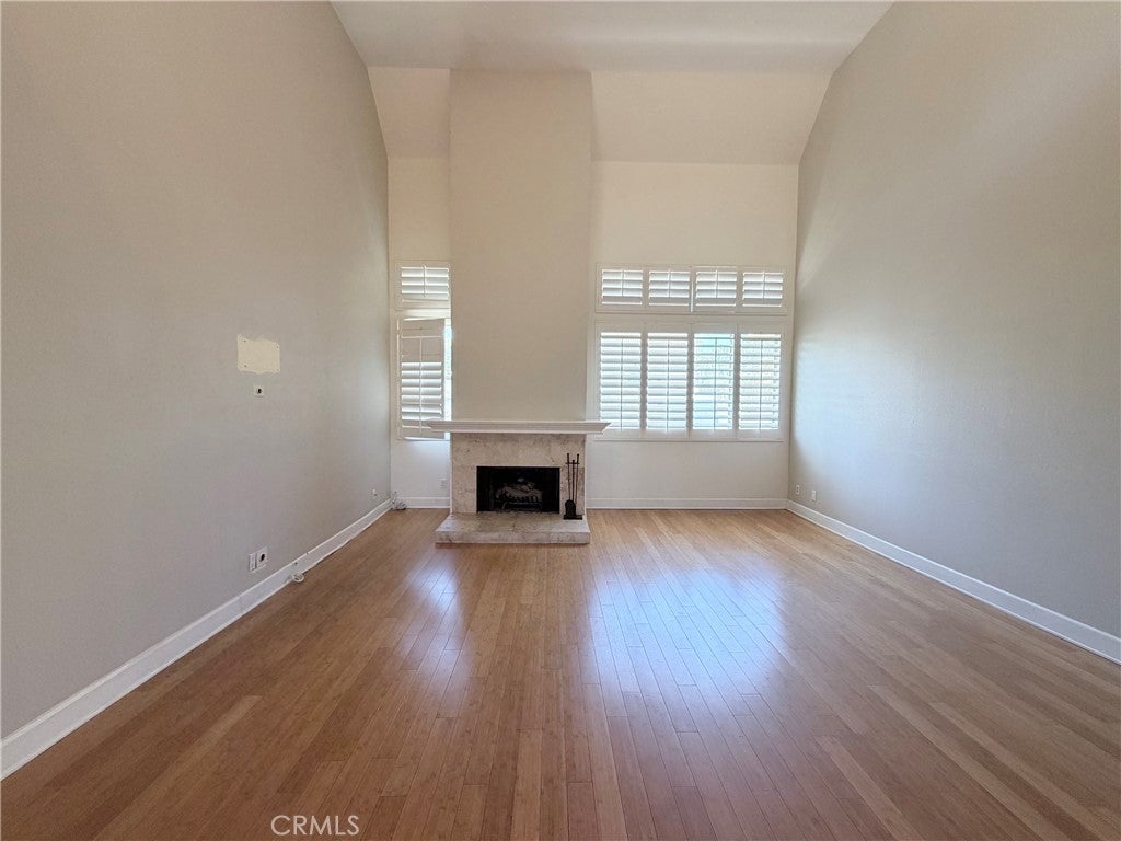 14647 Dickens 8
