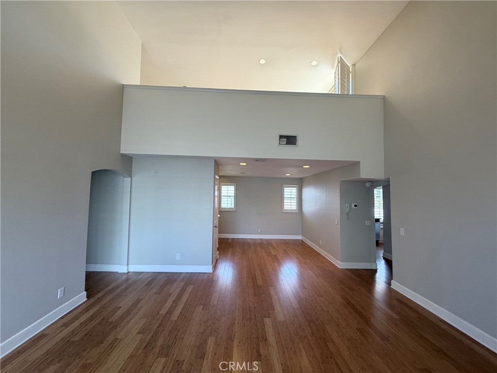 14647 Dickens 8
