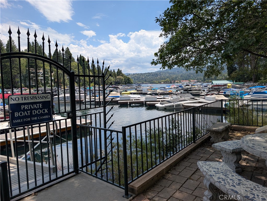 Arrowhead Woods (AWHW) - Residential