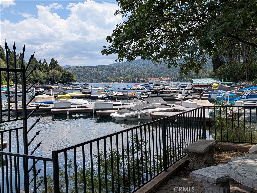 Arrowhead Woods (AWHW) - Residential