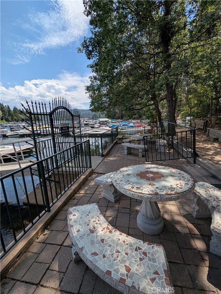 Arrowhead Woods (AWHW) - Residential
