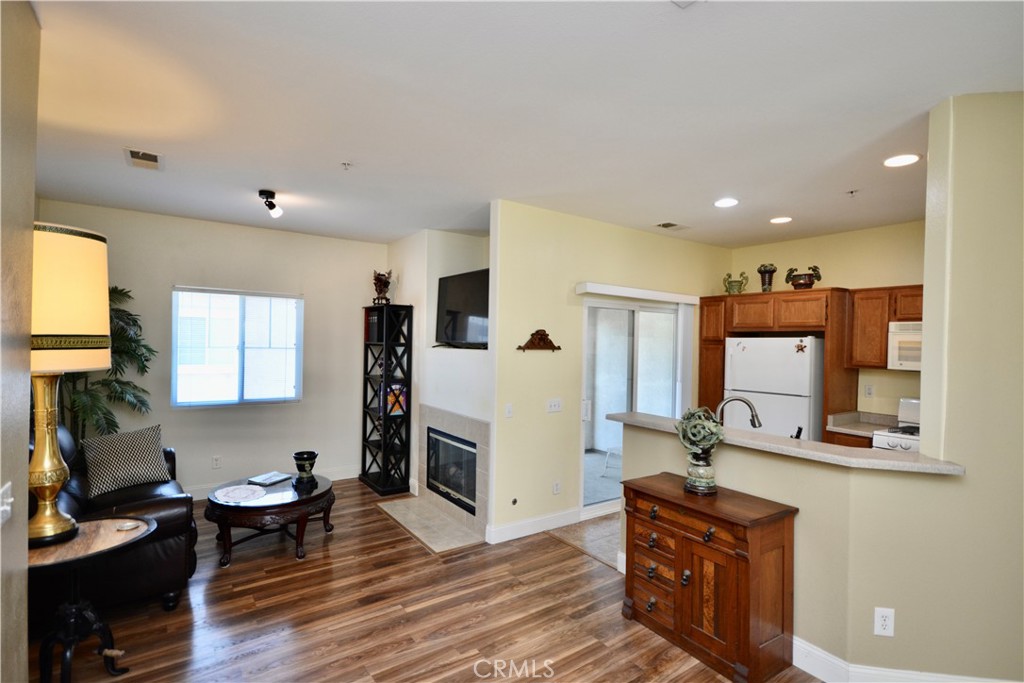 26520 Arboretum Way 1907