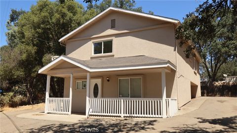 Photo of 4744 W 40th Street, Clearlake, CA 95422 (MLS # LC25164164) Photo of 4744 W 40th Street, Clearlake, CA 95422 (MLS # LC25164164)