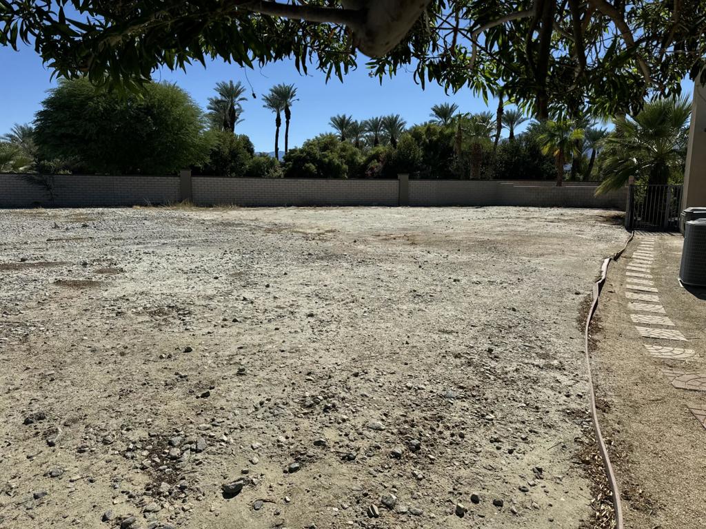 Indian Palms - Land