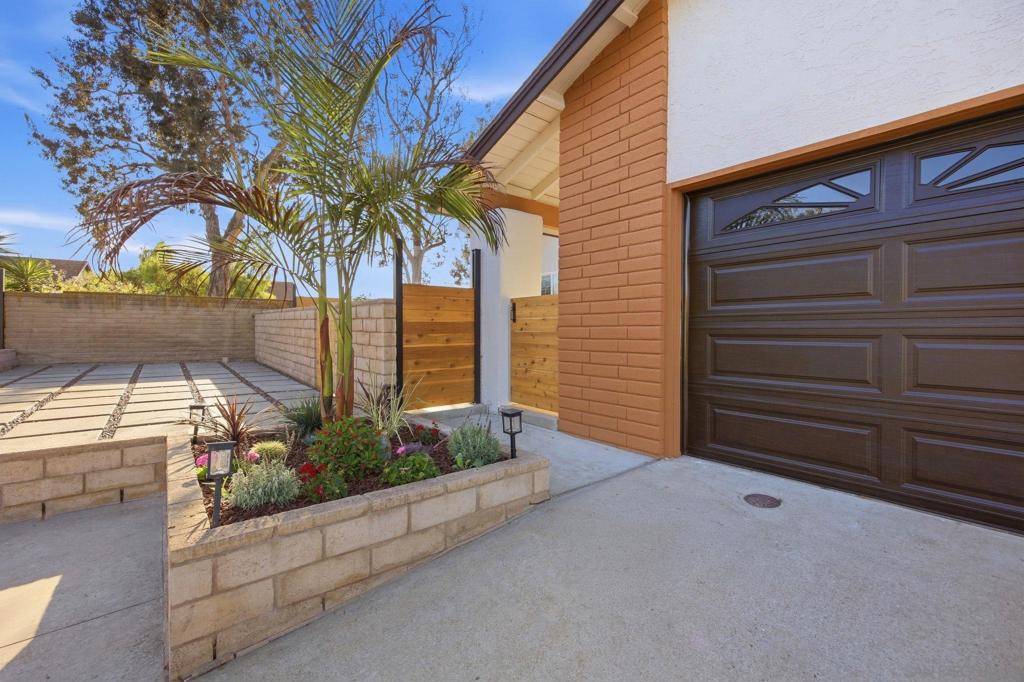 1343 Blue Falls Dr