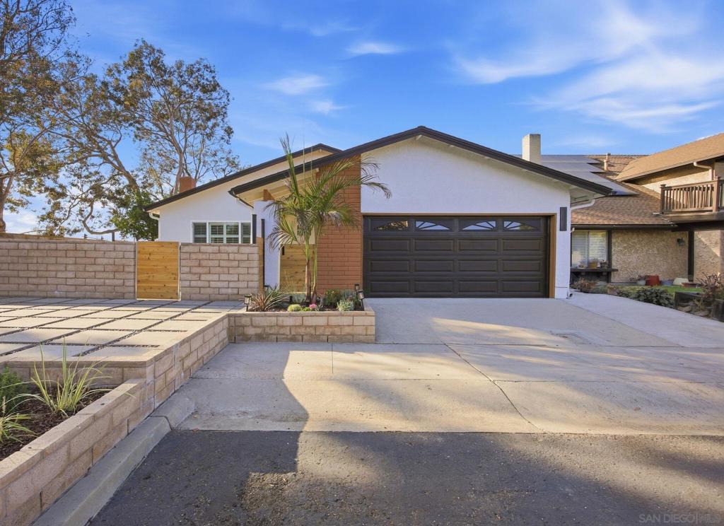 1343 Blue Falls Dr
