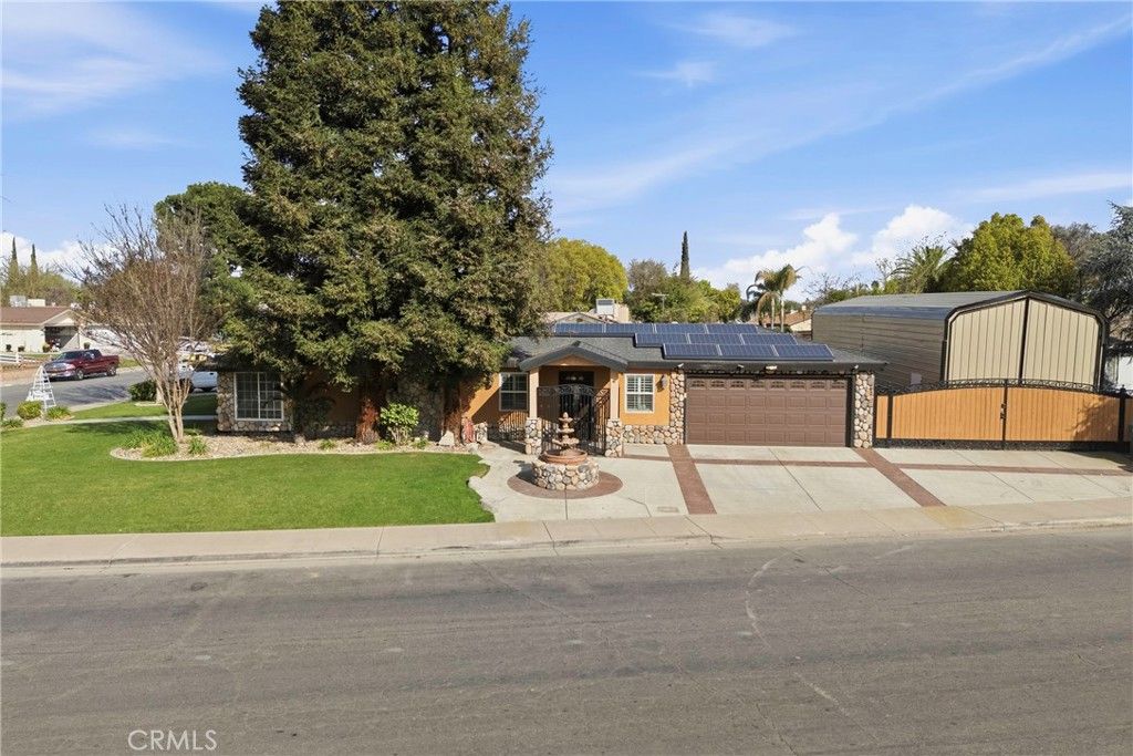 Photo of 6317 Scenic Way, Bakersfield, CA 93309 (MLS # OC26057336)