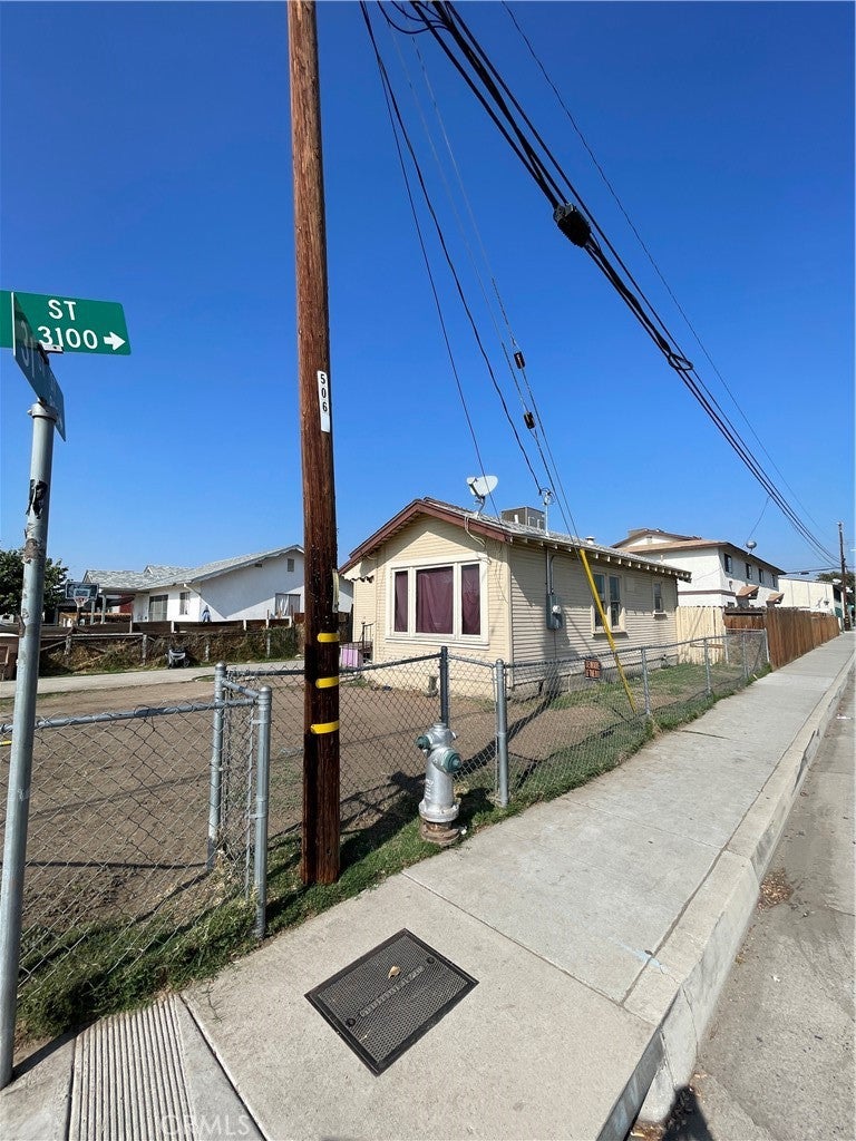 800 31st and 3111 Q st