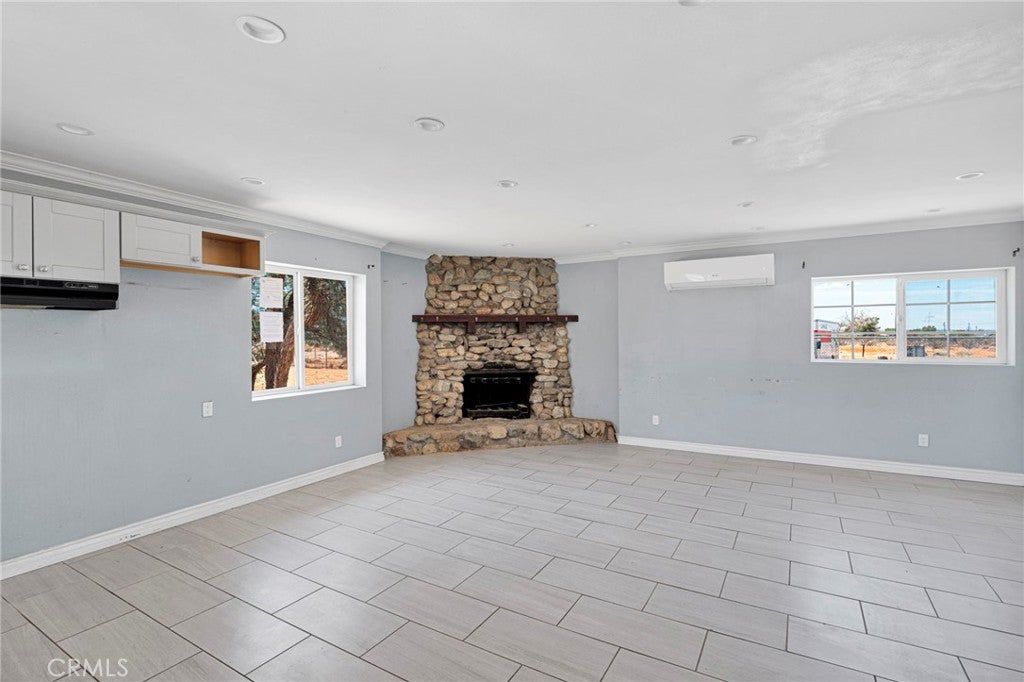 10912 Matilija