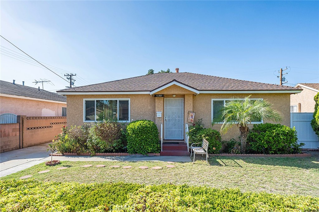 Welcome to 12307 Rives Ave a charming 3-bedroom, 1-bath home nestled in one of Downey’s most sought-after neighborhoods! Perfectly situated just steps away from the famous Apollo Park, this property offers unbeatable convenience and a lifestyle full of comfort and accessibility. Enjoy being only minutes from Warren High School, Stauffer Middle School, Stonewood Mall, Raising Cane’s, Chick-fil-A, and countless other dining and shopping options. With quick freeway access to the 105, 605, and 710, commuting throughout Los Angeles and Orange County is a breeze. Sitting on a spacious 6,380 sq. ft. lot with 1,110 sq. ft. of living space, this home offers plenty of potential to renovate, expand, or simply make it your own. Whether you’re a first-time buyer or an investor looking for your next project, this property is your chance to own in one of the most desirable cities in Southern California — Downey, where pride of ownership shines through every street! Don’t miss this incredible opportunity to create your dream home in a city that has it all great schools, great community, and great value!