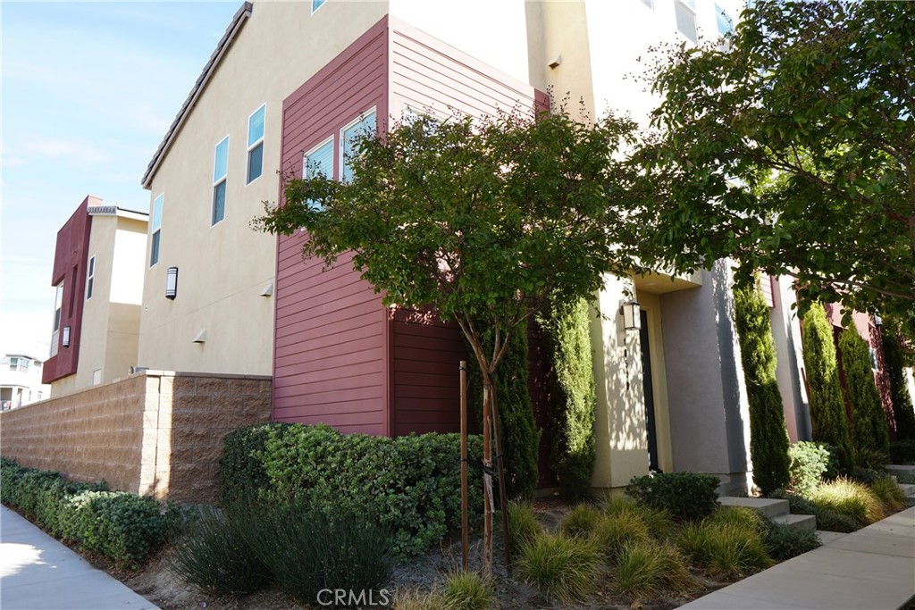 Discover modern living in this stunning 3-bedroom, 3.5-bathroom condo located in the quiet neighborhood of Rancho Cucamonga. Solar has been paid off! This home offers an open floor plan, perfect for both relaxation and entertaining. First floor has a den which can also be used as a receiving room or kids play room. The master bedroom is located on the second floor. The other two bedrooms has a jack-and-jill full bath. On the third floor you will find a spacious bonus room with an upgraded full bath. Step outside to a cozy, low-maintenance backyard ideal for outdoor dining, gardening, or relaxing in the fresh air. Perfect for small gatherings or enjoying peaceful moments.
The community has a lot of fun to offer, swimming pool, SPA, clubhouse with kitchen, gym, BBQ area, etc.
This is an end unit with plenty of parking in the area for visitors. The home is also near the Ontario Airport, Victoria Gardens, and all major highways. Don't miss out on this one! Come and make this home yours.