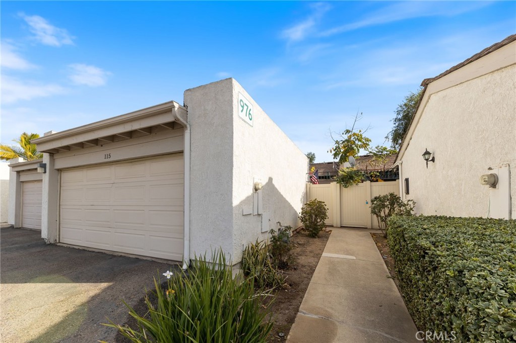 976 E La Habra Boulevard 115