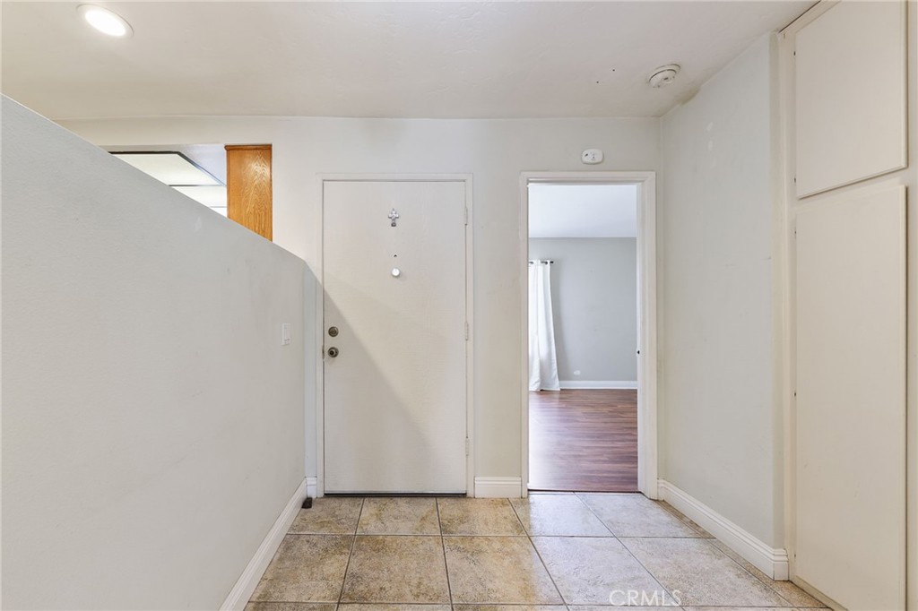 976 E La Habra Boulevard 115
