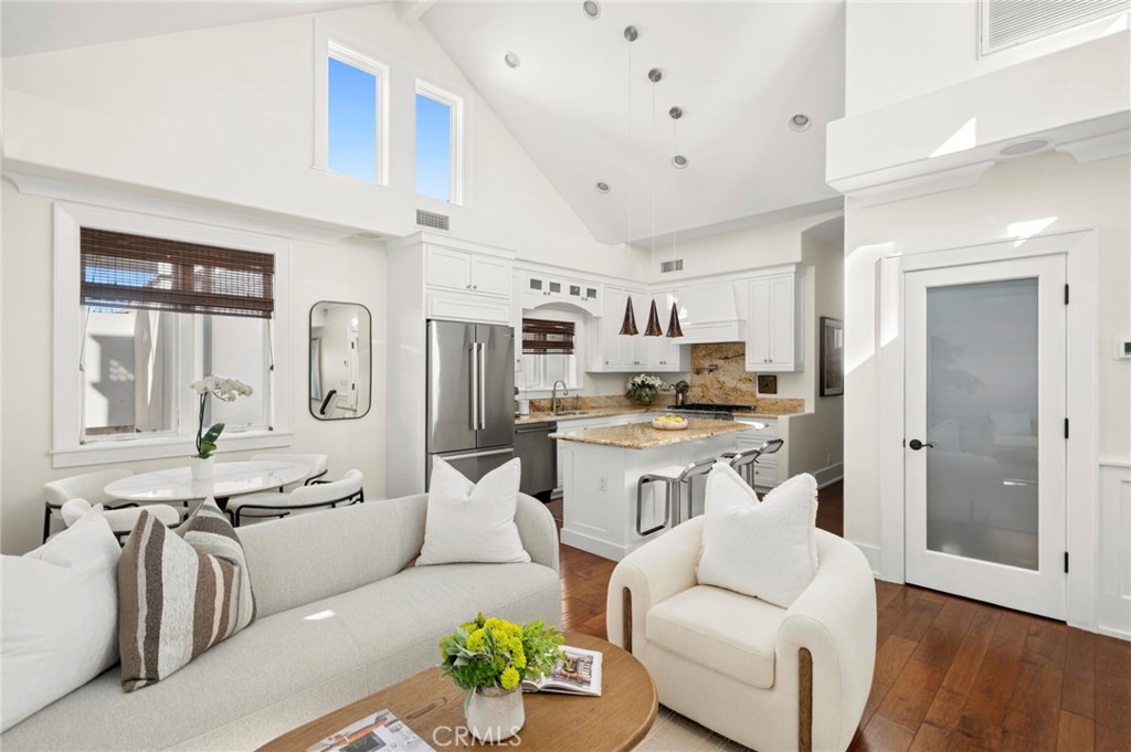 516 Poinsettia Avenue B