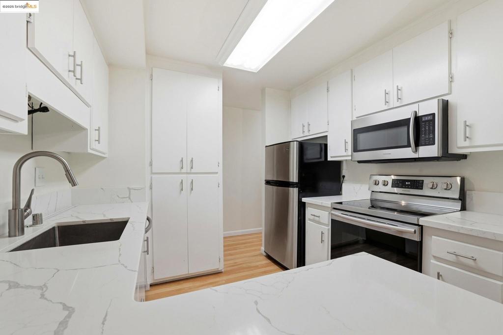 PONDEROSA PARK - Residential