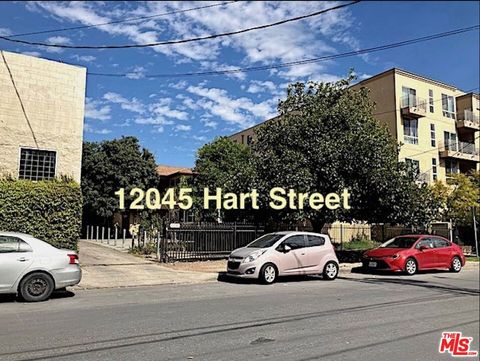 12045 Hart Street North Hollywood CA 91605